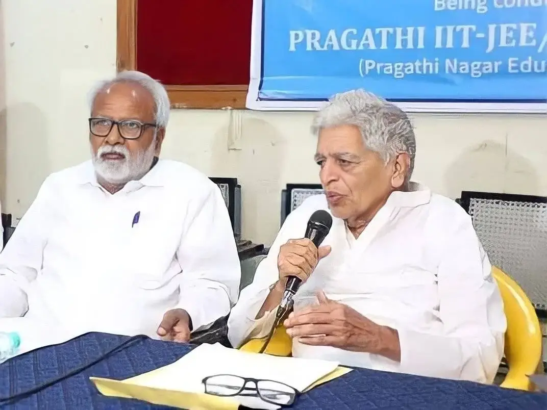 Best junior college in Kukatpally, showcasing a modern campus with students engaged in activities.